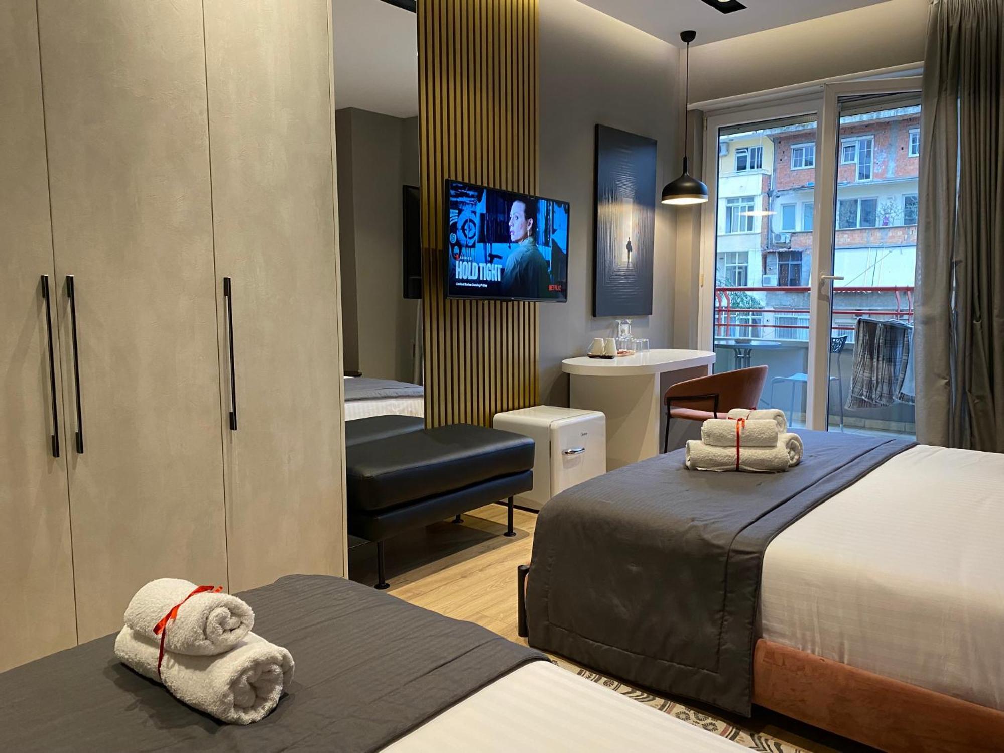 Retreat Apartments ติรานา ภายนอก รูปภาพ