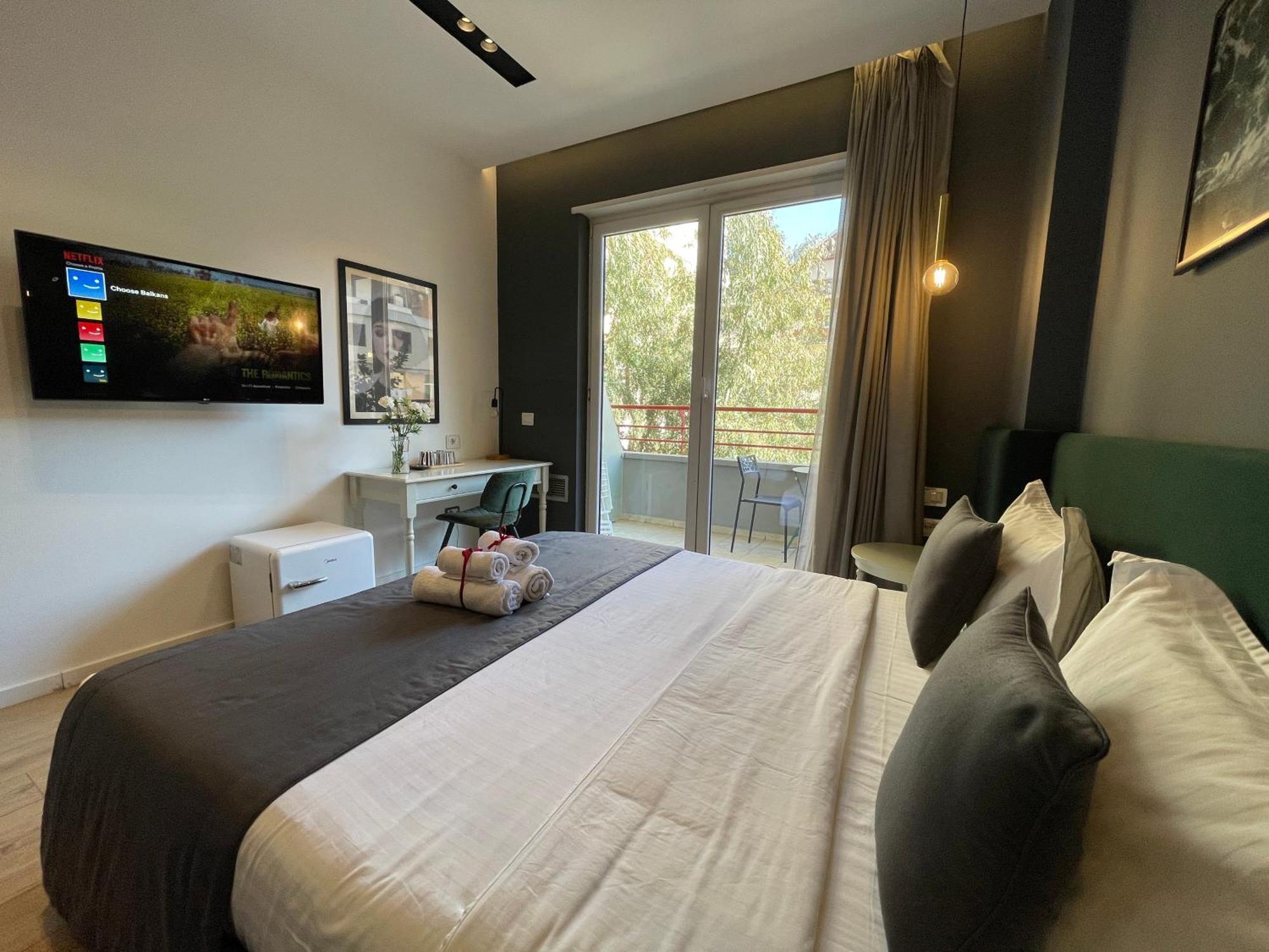 Retreat Apartments ติรานา ภายนอก รูปภาพ